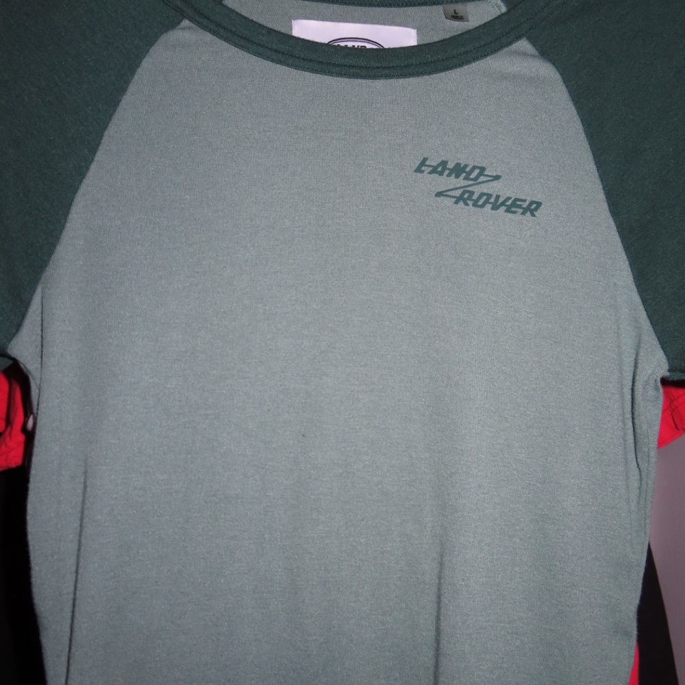 cute land rover top!